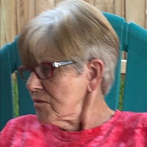 Meet your Posher, Kristin